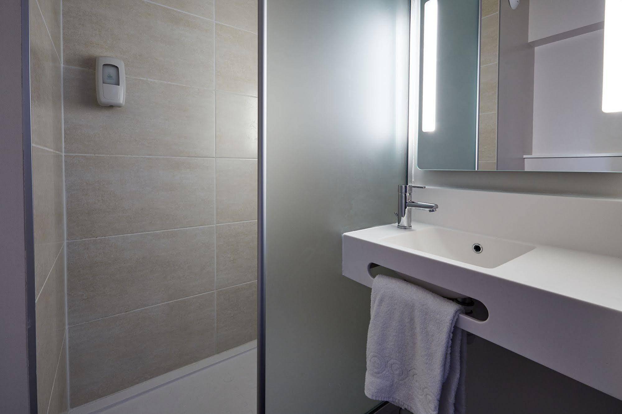 B&B Hotel Morlaix Saint-Martin-des-Champs  Εξωτερικό φωτογραφία